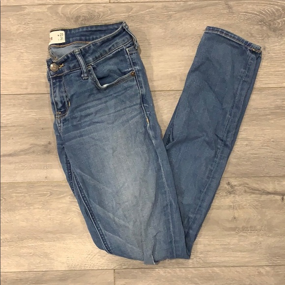 Hollister jeans - Picture 3 of 3